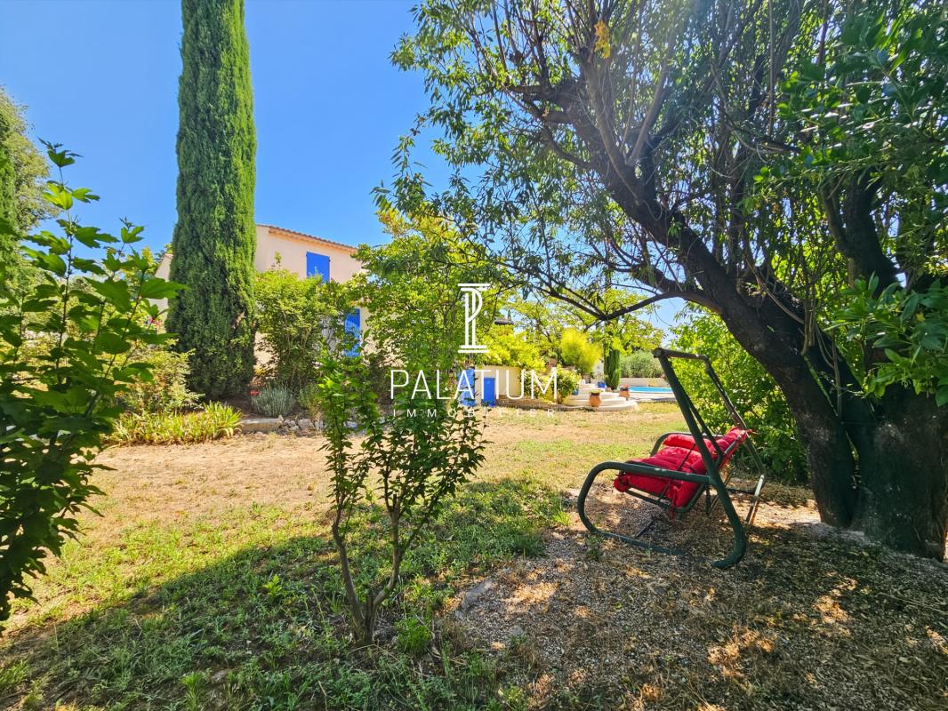 MÉRINDOL - Villa 130 m² entièrement rénovée sur 1 775m²
