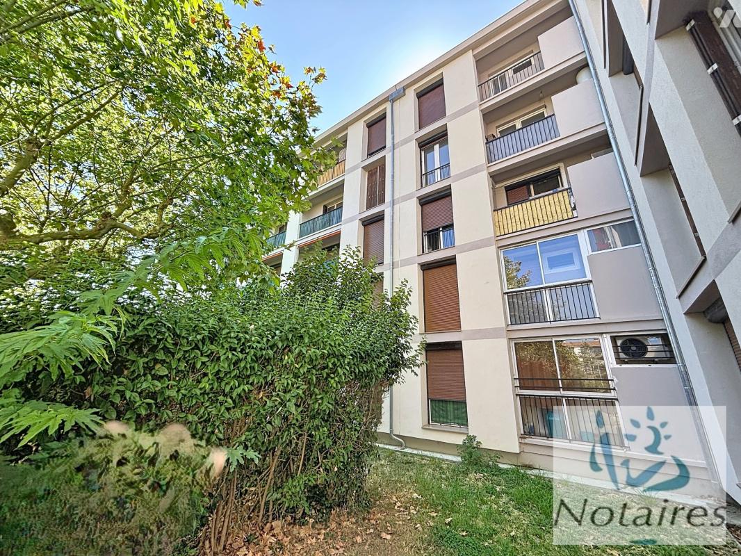 Appartement T3 avec cave - en IMMO-INTERACTIF - dans la résidence Vert Bocage 2 à Salon-de-Provence