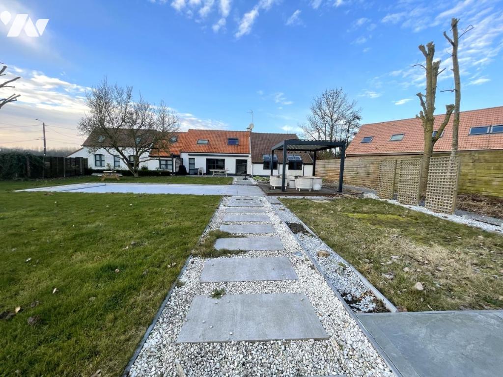 Maison de campagne avec piscine