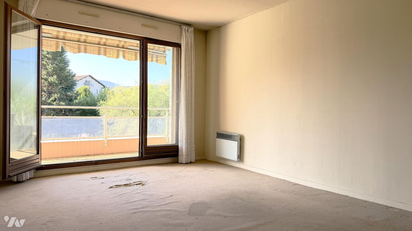Résidence services « Les Jardins d’Arcadie » Studio de 31m² au 1er étage avec cave et parking