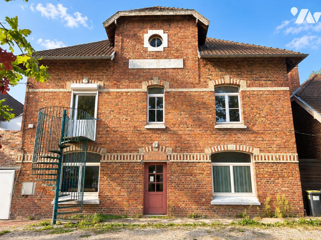 Richebourg – Maison à rénover d’env. 165 m², anciennement garderie – VNI dès 60 000 €