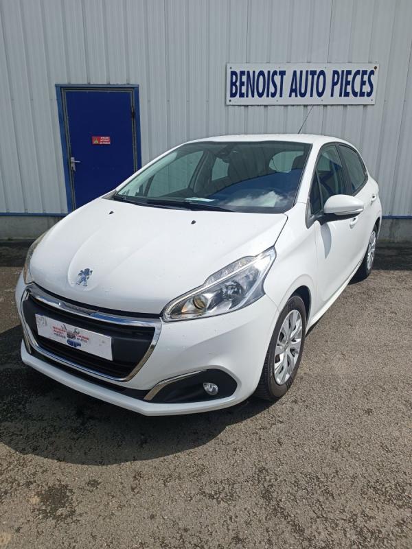 Peugeot 208 Business R' 1.6 BlueHDi 75 S&S BVM5