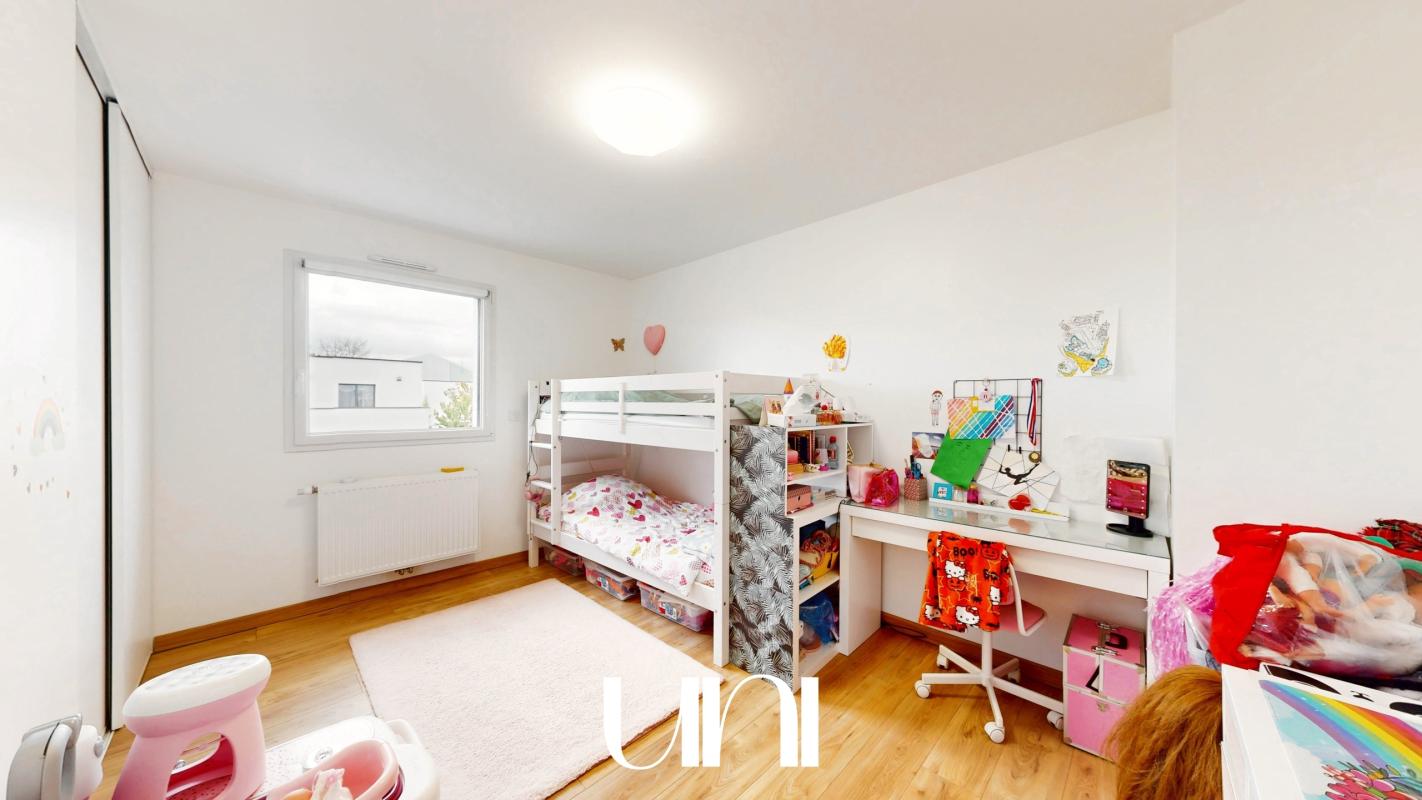 Maison T5 de 141m2 sur parcelle de 475m2