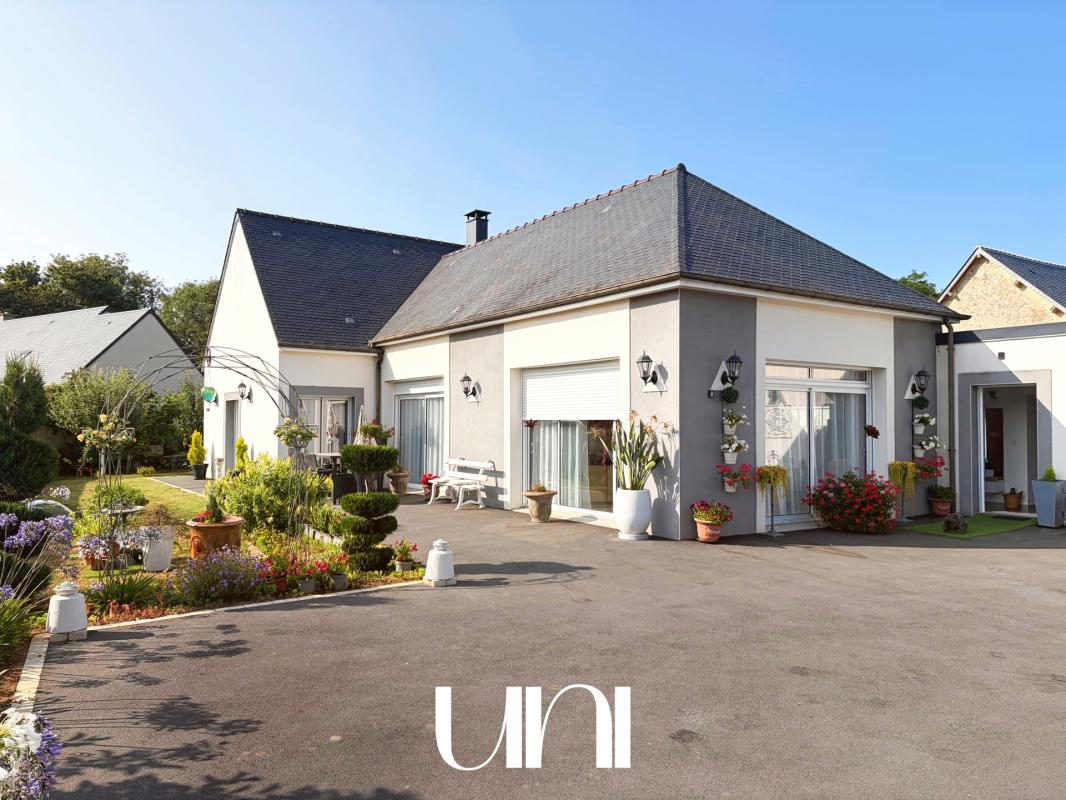Maison 6 pièces de 186 m2 plain pied sur une terrain de 1000 m2 - Ryes