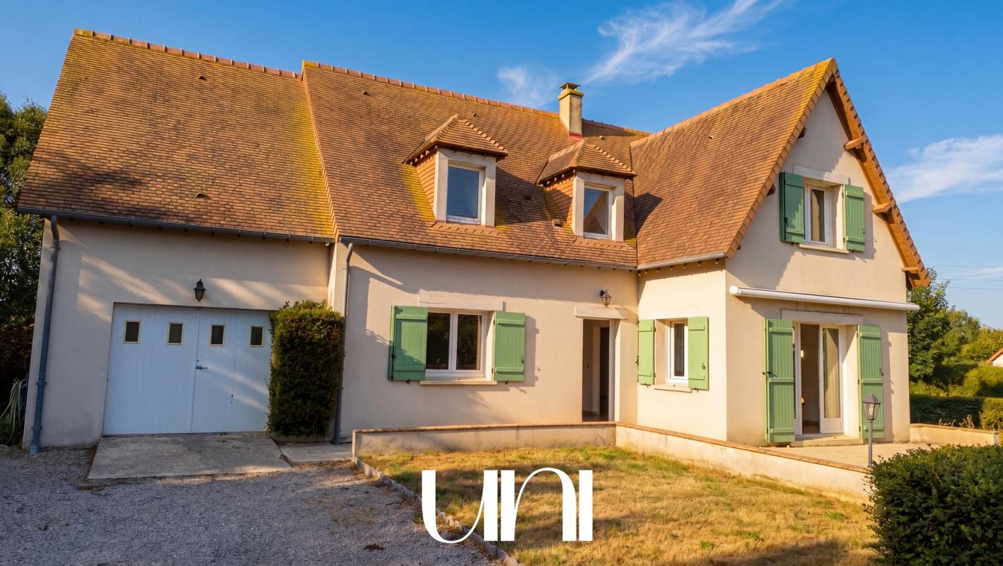 Maison 5 pièces de 150m2 avec terrain de 5617m2 à TOUR EN BESSIN