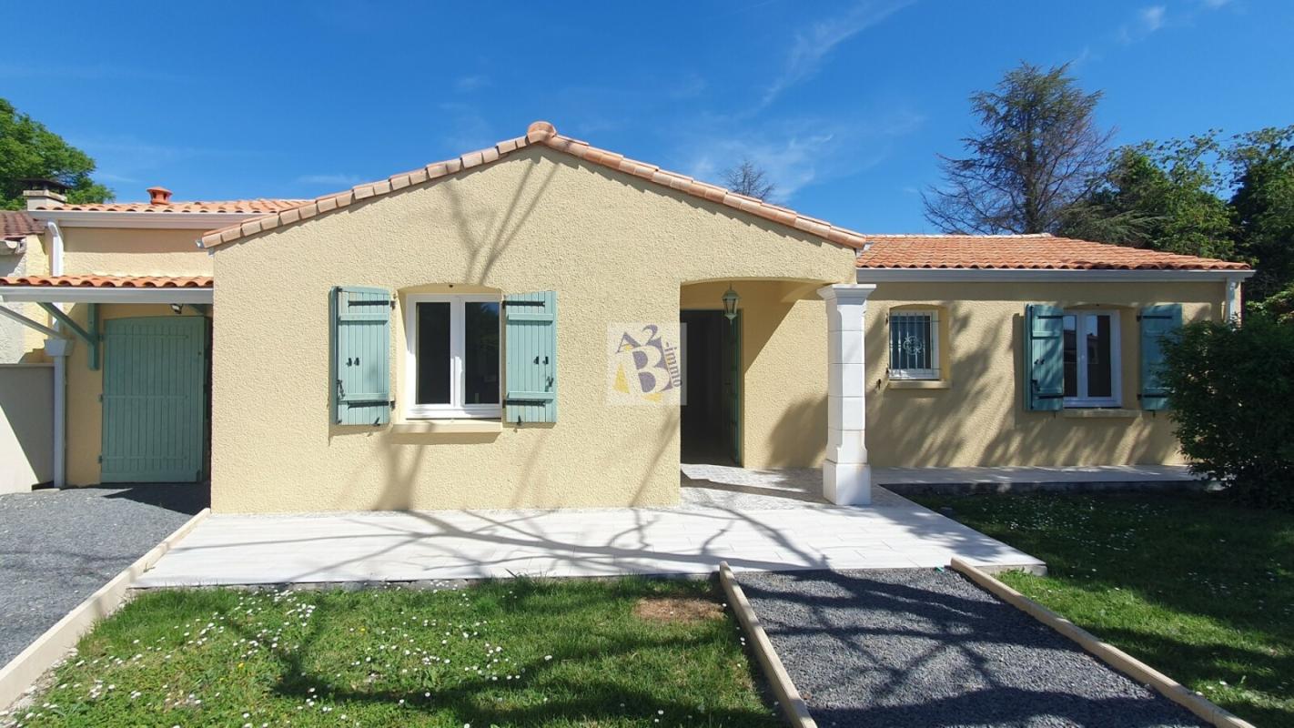 Saint Yrieix, maison F4, garage, jardin