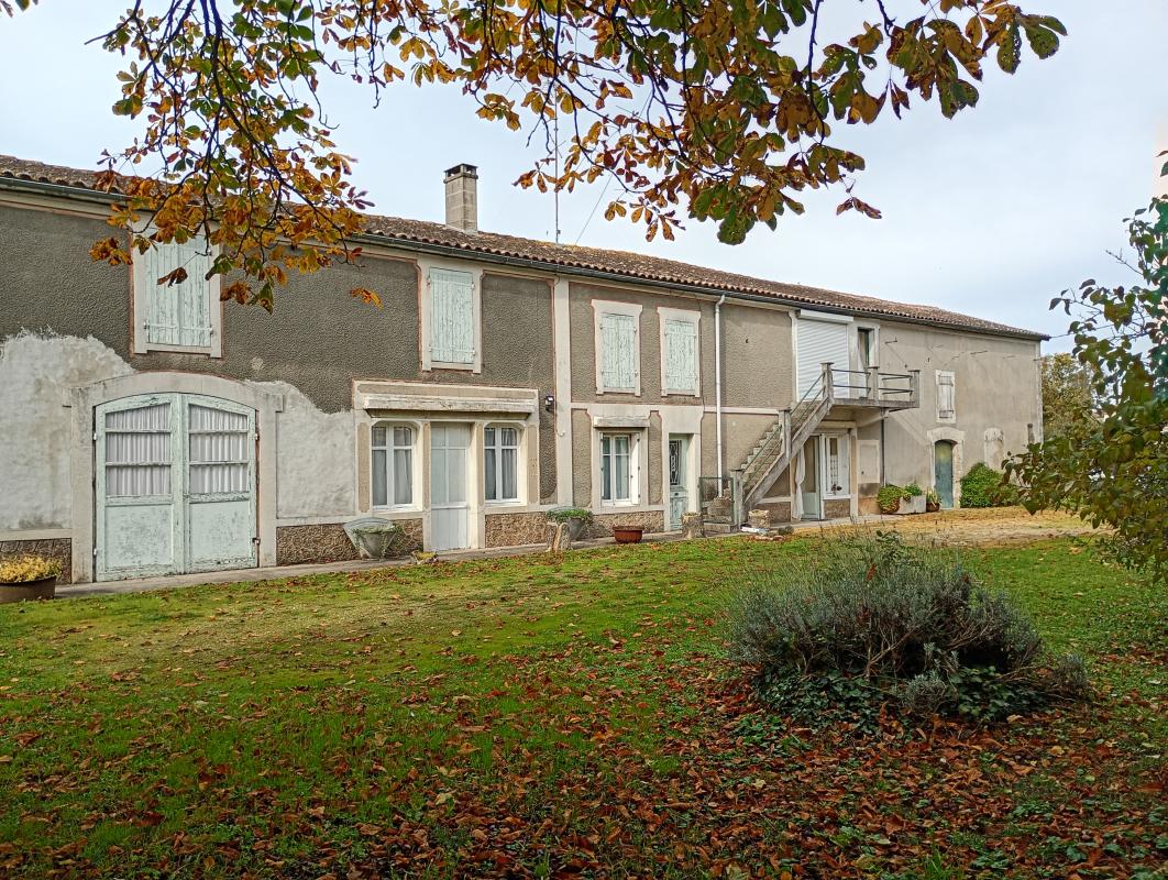 Ensemble immobilier à rénover