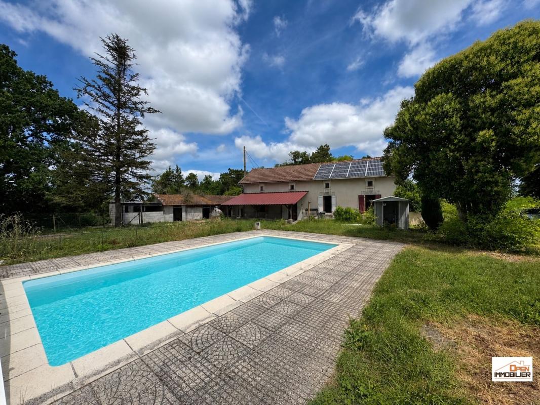 Maison 120 m² - Terrain 3 368 m² - piscine