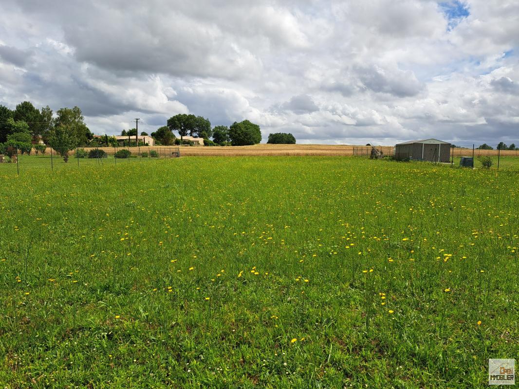 TERRAIN A BÂTIR - 1337 m²
