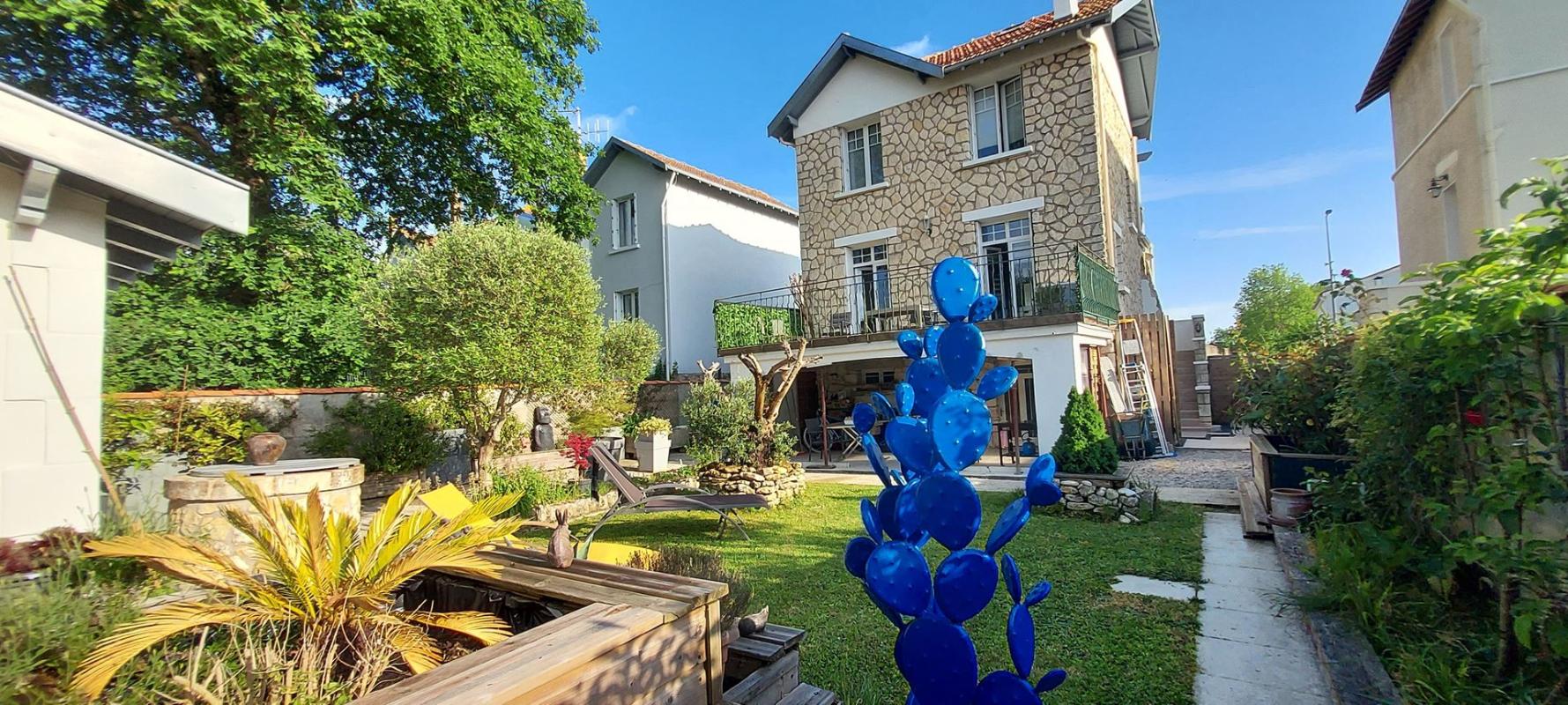 Maison - 110m ²