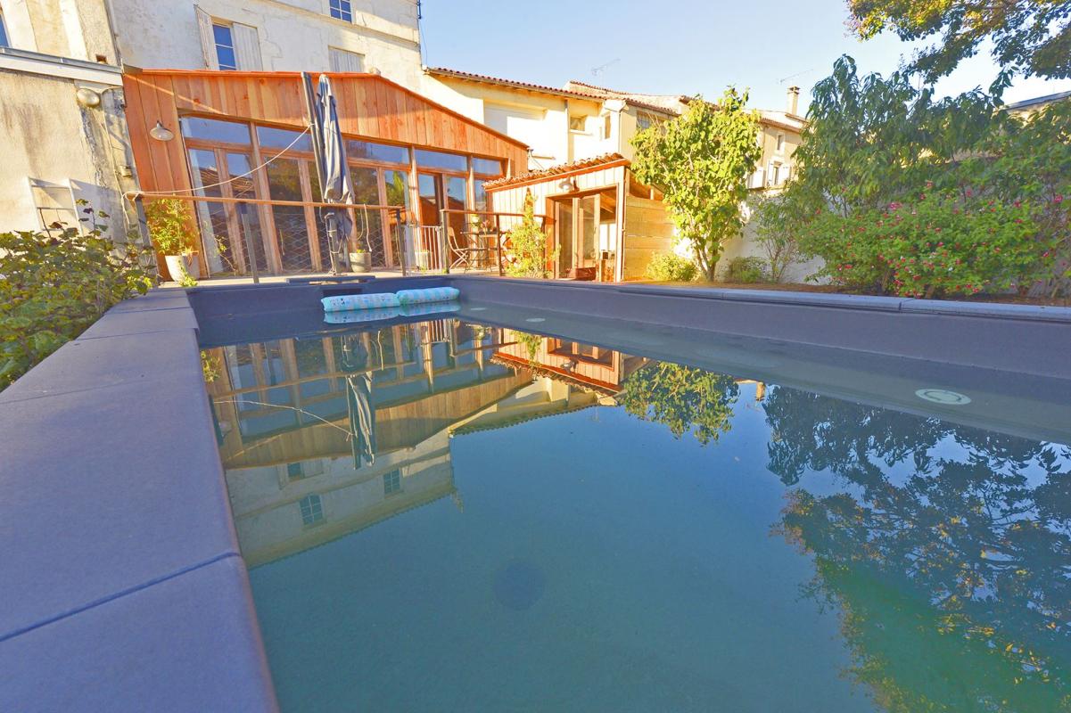 Maison - 275m ²