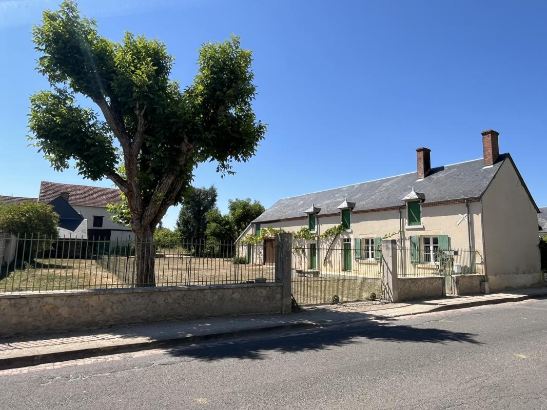 Maison 74m² — Plaimpied-Givaudins