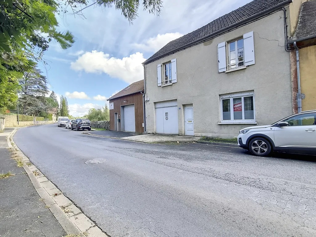 Maison Vayrac Centre avec petite cour