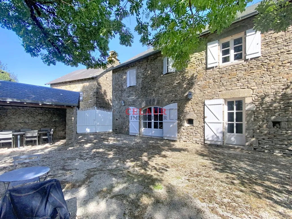 CHARMANTE MAISON EN PIERRE A MADRANGES