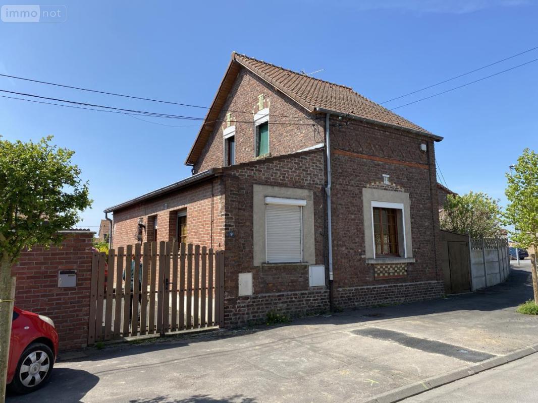 Maison 91m² — Monchecourt