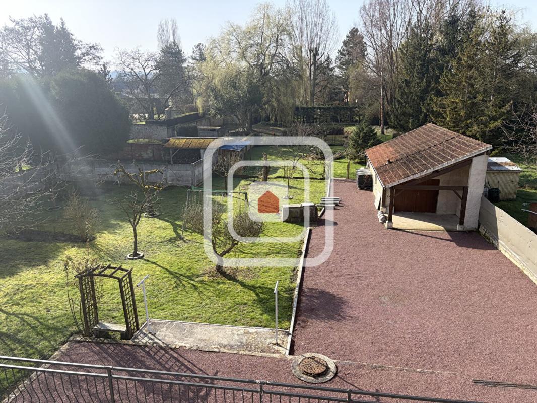 Beau pavillon indépendant sur 1800m² de jardin