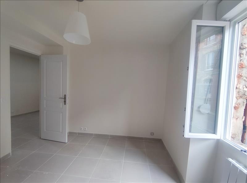 Appartement - RDC - 40 m2 - 2 pièces - Non meublé - Photo 3