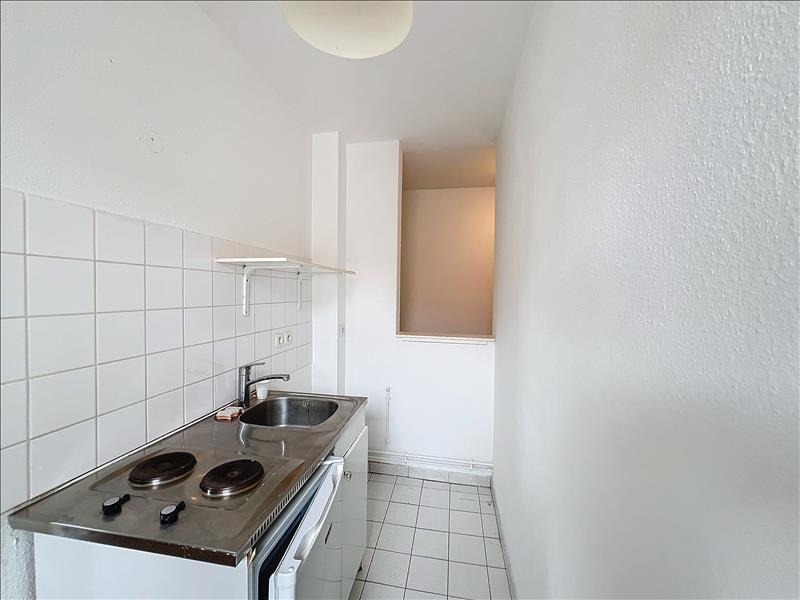 Studio - 2ème étage - 21,92 m2 - 1 pièce - Non meublé - Photo 3