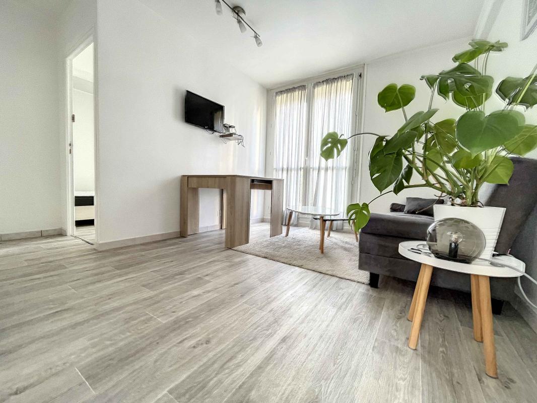 Chambre en colocation meublé de 9 m2 au rez de chaussé - Photo 4