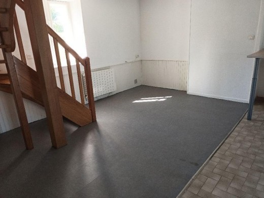 Appartement - RDC - 52.63 m2 - 3 pièces - Non meublé - Photo 2