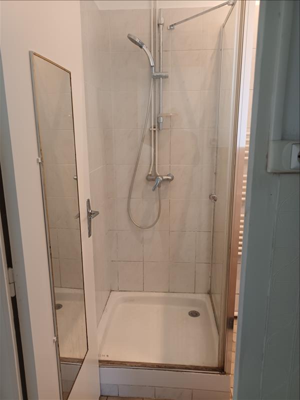 Appartement - RDC - 52.63 m2 - 3 pièces - Non meublé - Photo 5