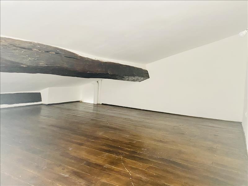 Appartement - 2ème étage - 60 m2 - 3 pièces - Non meublé - Photo 4