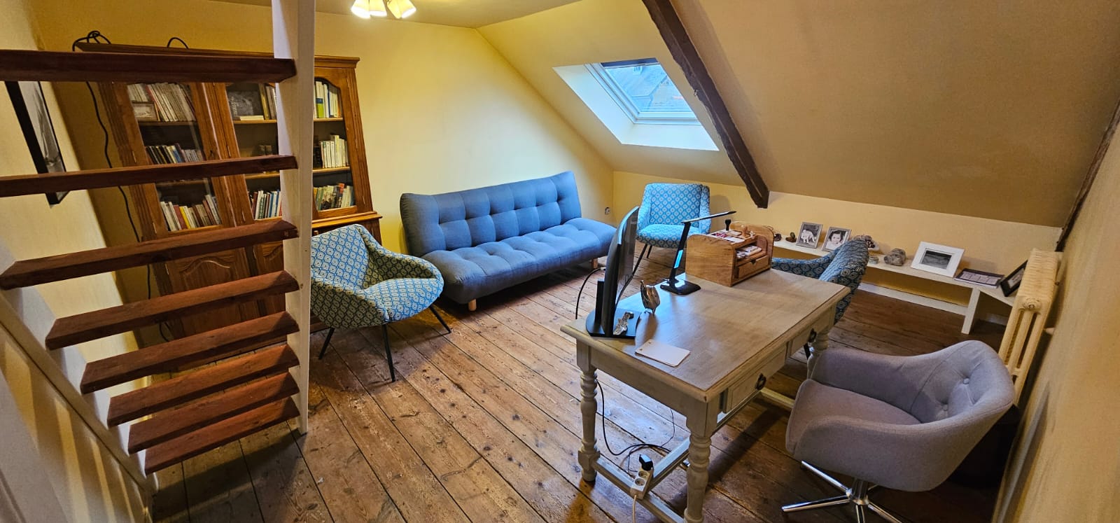 Maison - 205 m2 - 6 pièces - Non meublé - Photo 2