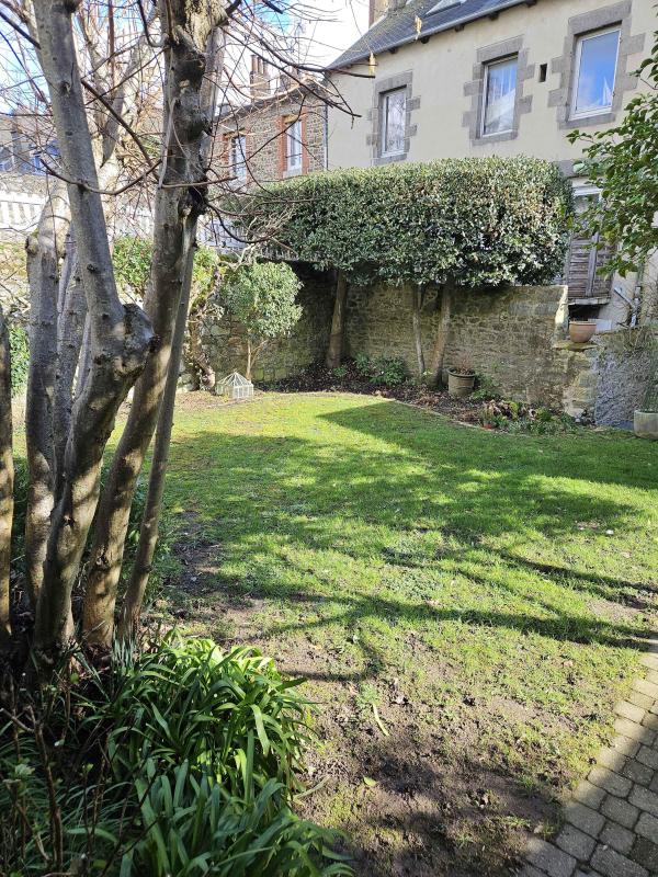 Maison - 205 m2 - 6 pièces - Non meublé - Photo 3