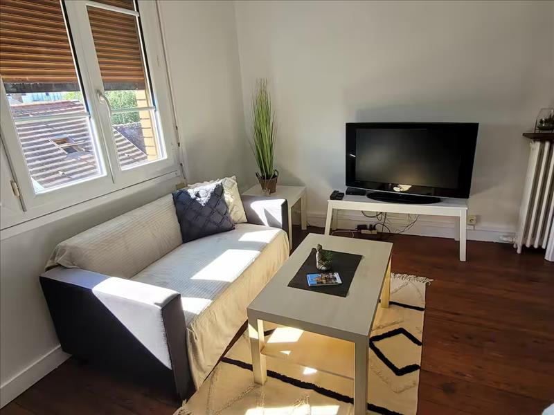 Appartement - 3ème étage - 61,08 m2 - 3 pièces - Meublé - Photo 3