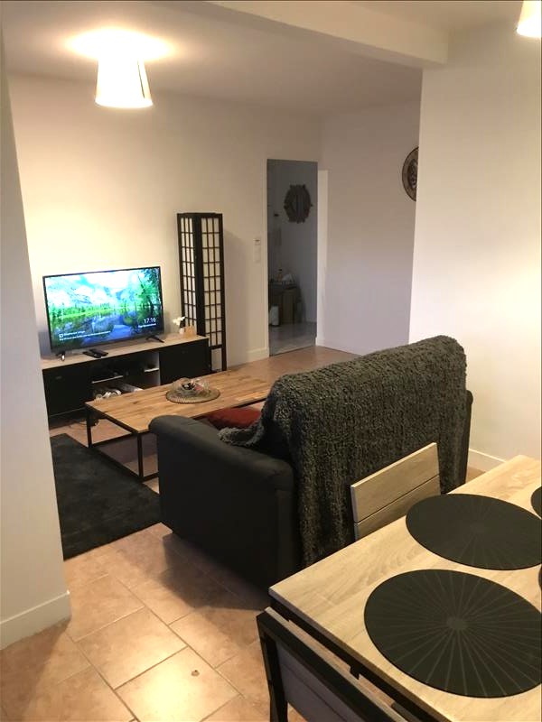 Chambre en colocation avec loggia - 11ème étage - 9,29 m² - Photo 2
