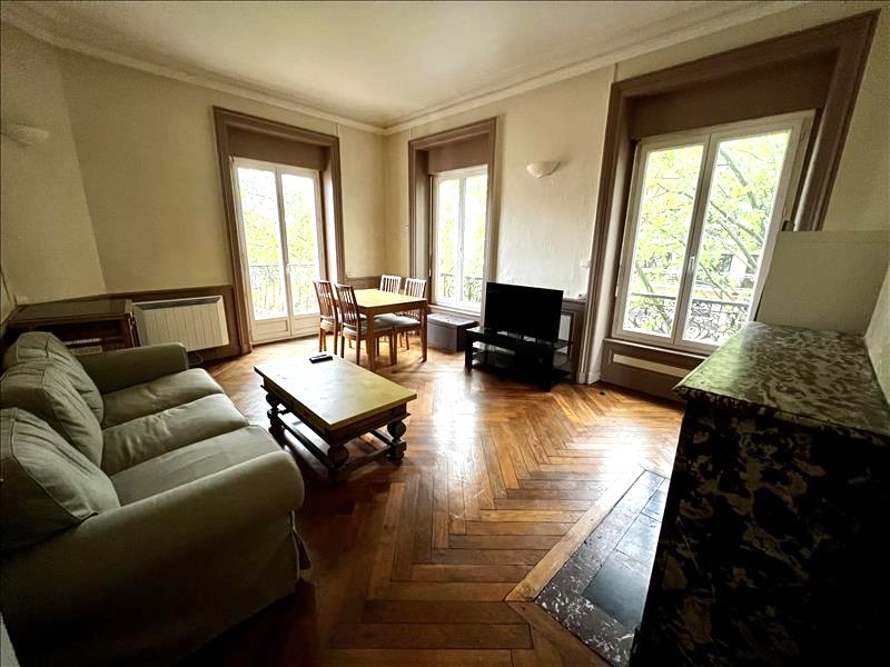 Appartement à louer, 3 pièces, 64 m², Lyon