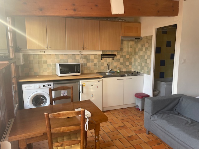 Appartement - RDC - 24 m2 - 1 pièce - Meublé - Photo 2