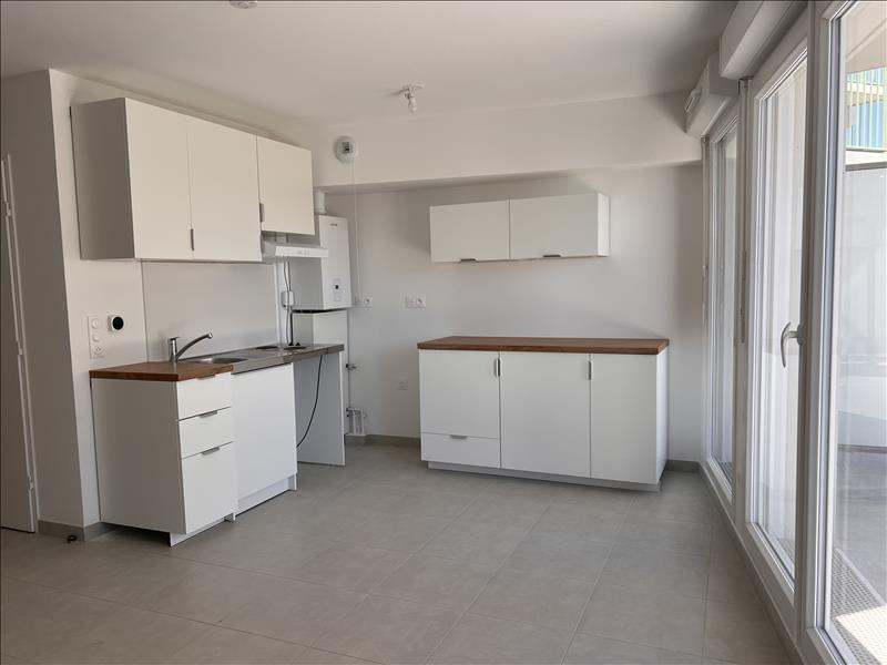 Appartement avec parking et terrasse- 1er étage - 29,41 m2 - 1 pièce - Non meublé - Photo 2