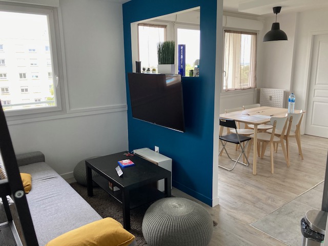 Chambre en colocation de 10 m2 au 3e étage - Photo 2