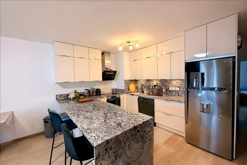 Appartement - 2ème étage - 83.85 m2 - 4 pièces - Meublé - Photo 2