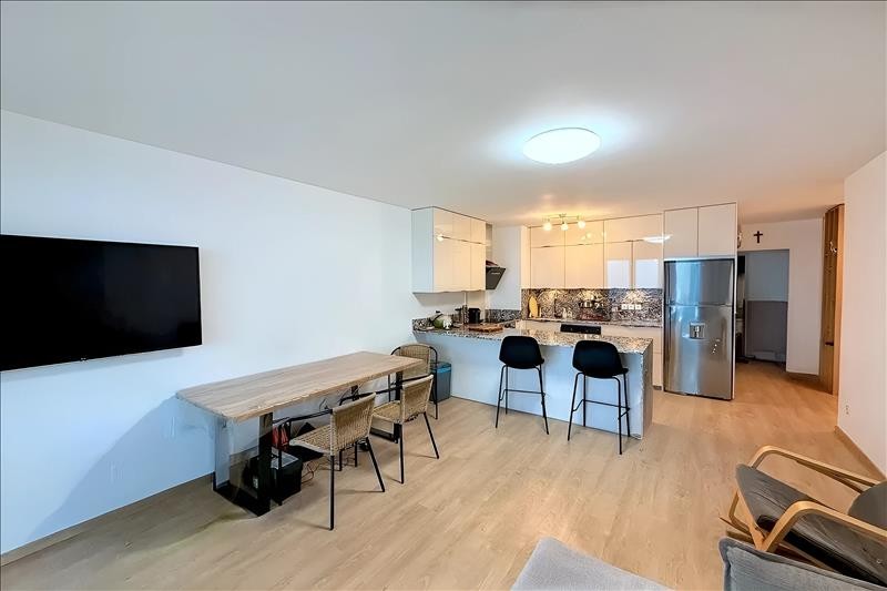 Appartement - 2ème étage - 83.85 m2 - 4 pièces - Meublé - Photo 3