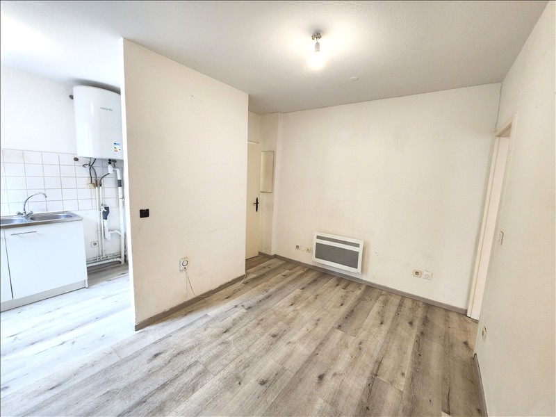 Appartement - RDC - 31,90 m2 - 2 pièces - Non meublé - Photo 4