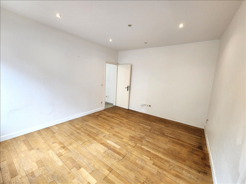 Appartement - RDC - 31,90 m2 - 2 pièces - Non meublé - Photo 5