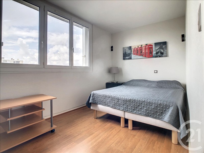 Appartement - 4ème étage - 52 m2 - 3 pièces - Meublé - Photo 4