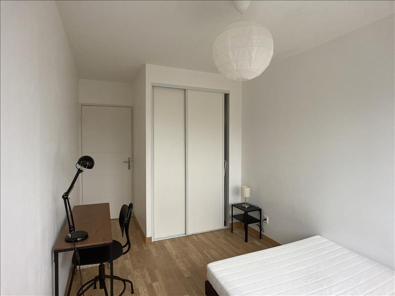 Chambre en colocation meublé de 10,76 m2 situé au 4e étage - Photo 5
