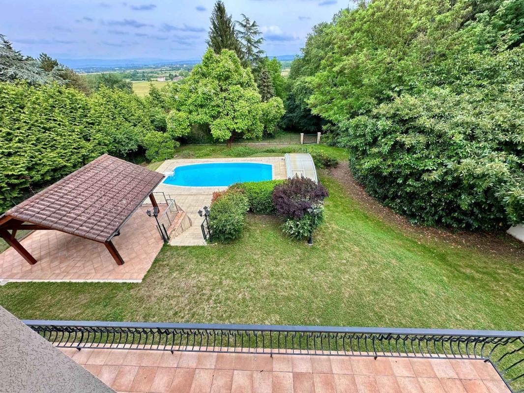 Maison avec piscine - 224,86 m2 - 6 pièces - non Meublé - Photo 3