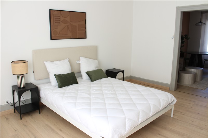 Appartement - 1er étage - 42,23 m2 - 2 pièces - Meublé - Photo 2