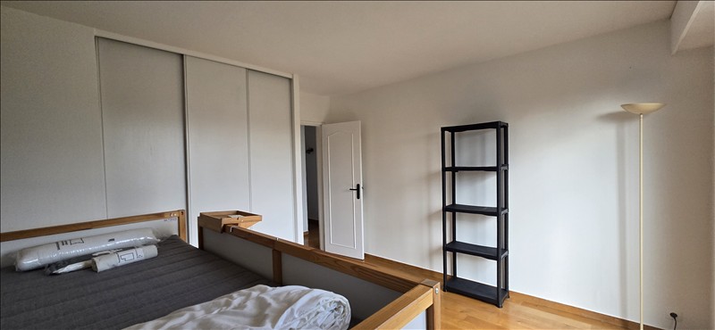 Appartement - 3ème étage - 90 m2 - 4 pièces - Meublé - Photo 5