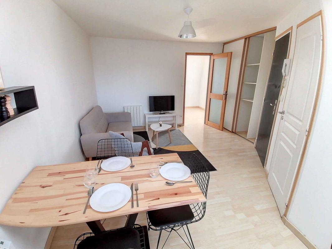 Appartement - 2ème étage - 35 m2 - 2 pièces - Meublé - Photo 3