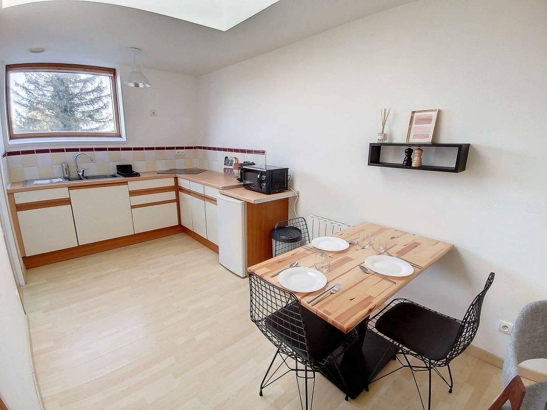 Appartement - 2ème étage - 35 m2 - 2 pièces - Meublé - Photo 4