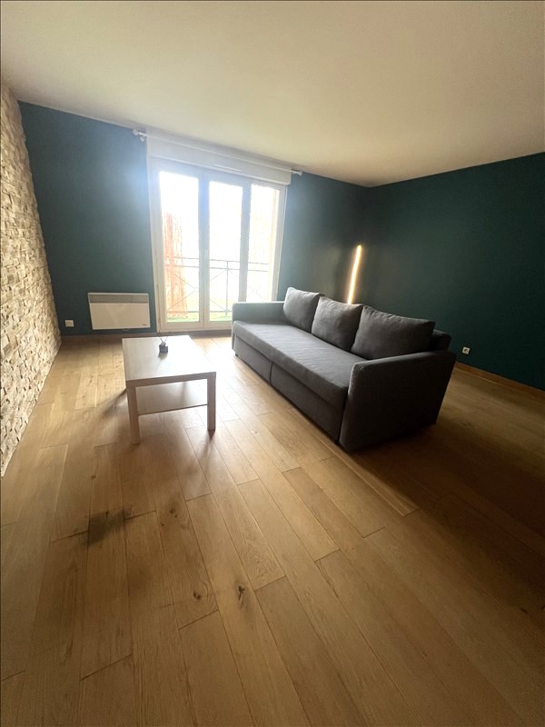 Appartement à louer, 2 pièces, 53 m², Trappes