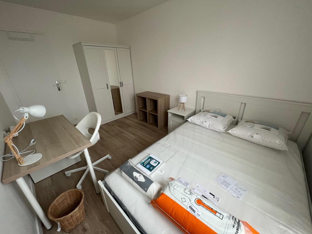 Chambre meublé en Colocation de 10,84 m2 au 5ième étage - Photo 3