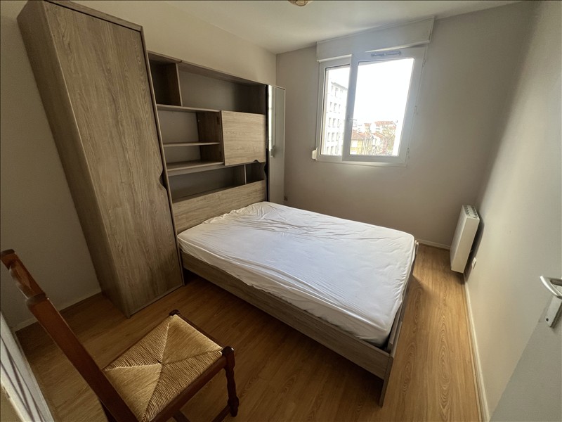 Appartement - 3ème étage - 70 m2 - 3 pièces - Meublé - Photo 2
