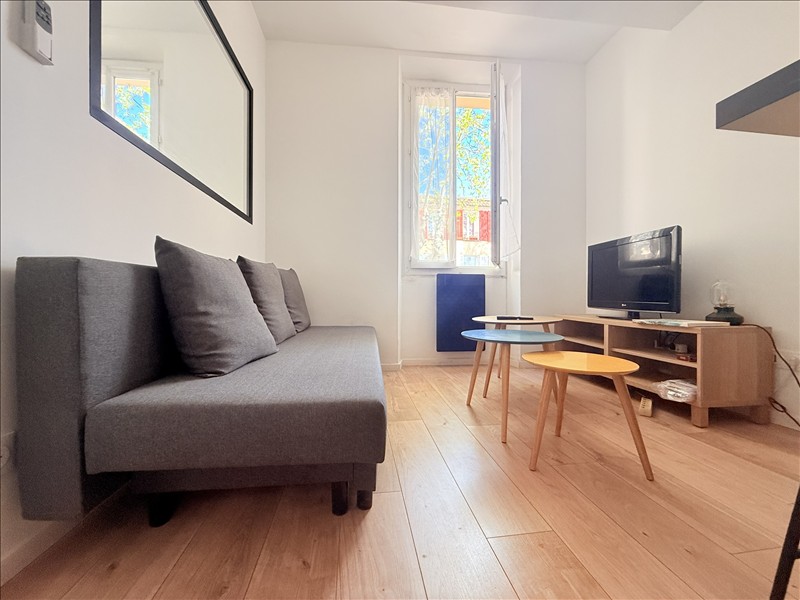 Appartement - 2ème étage - 26 m2 - 1 pièce - Meublé - Photo 2