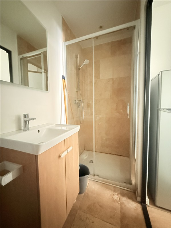 Appartement - 2ème étage - 26 m2 - 1 pièce - Meublé - Photo 4
